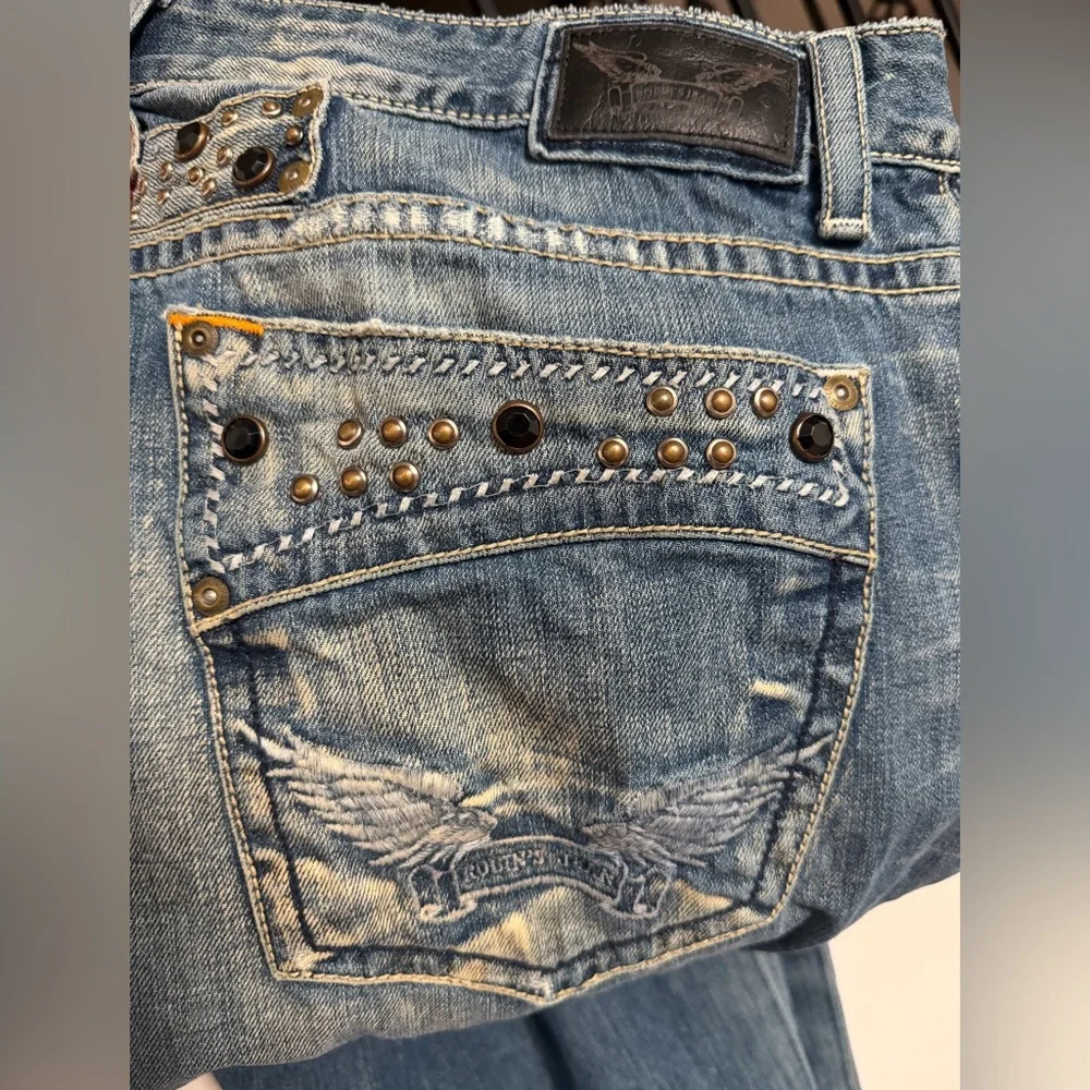 Robin's Jean Distressed Blue Denim with Studs size 42‎